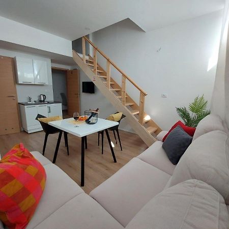 Apartmani Roza Pula Buitenkant foto